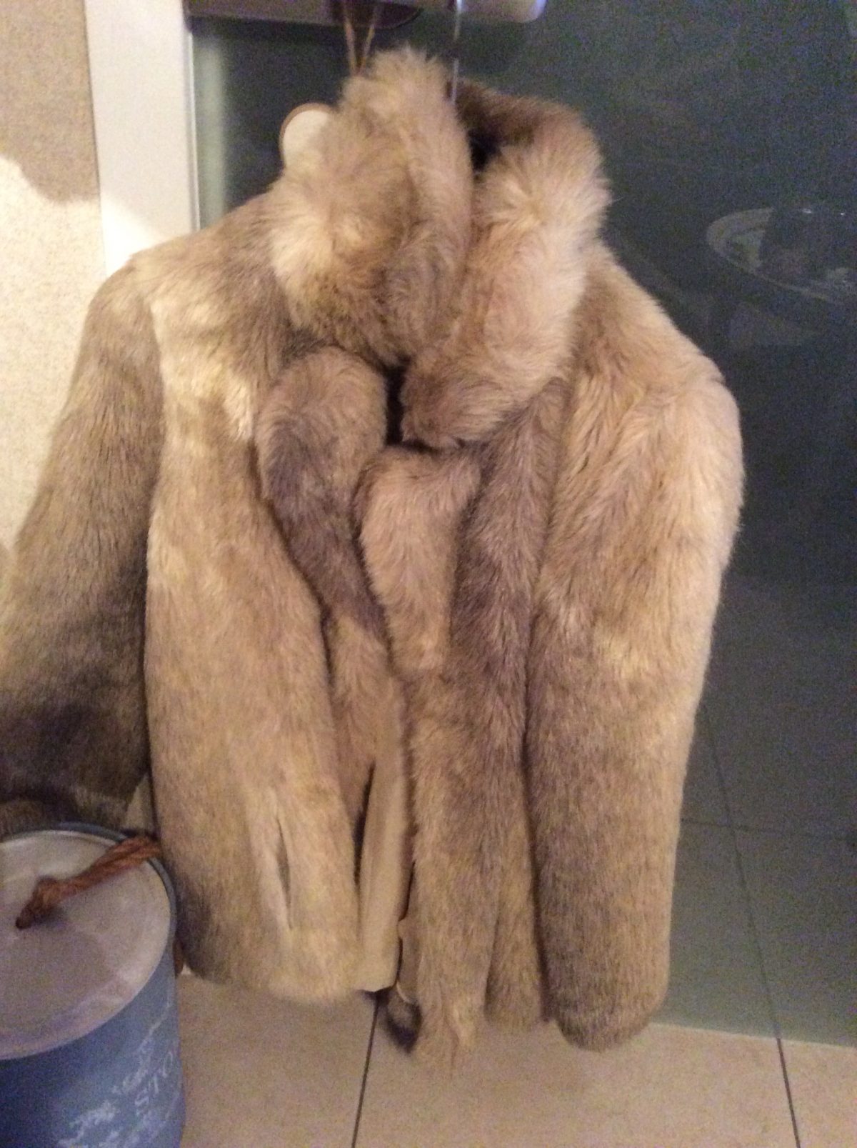 2 bontmanteltjes