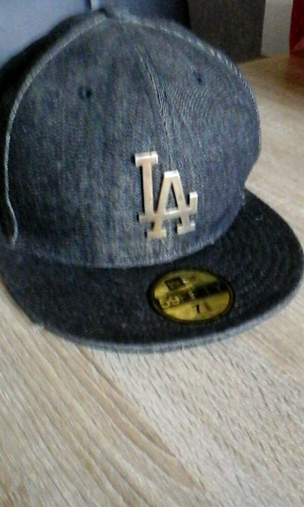 New Era L.A. pet