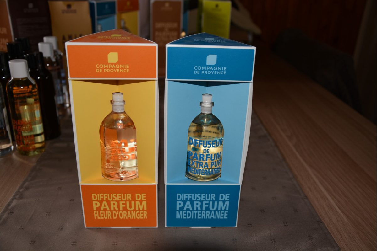 74. parfumverstuivers NIEUW, verzending inbegrepen