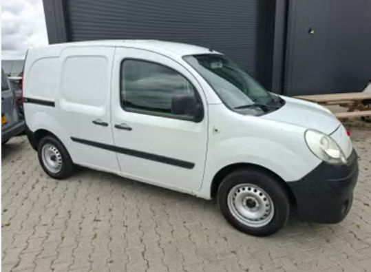 Renault kangoo 1.4 benzine 30/11/2000