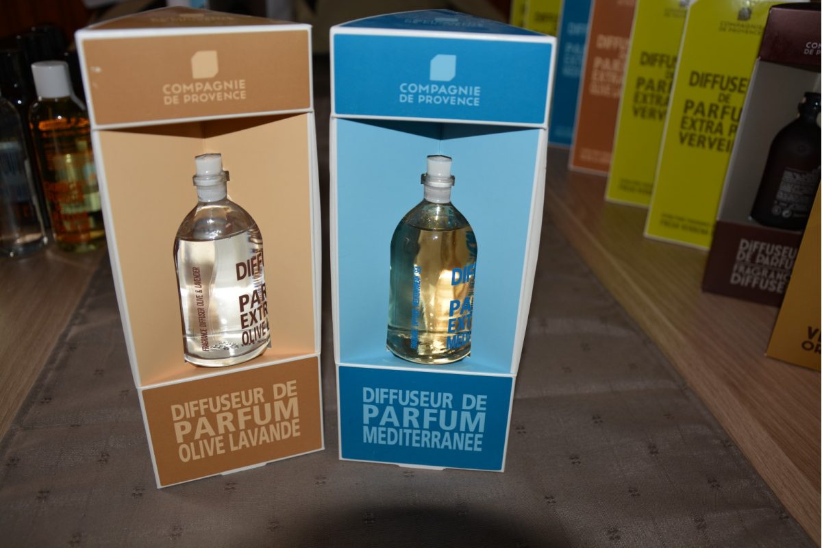 83. parfumverstuivers NIEUW, verzending inbegrepen