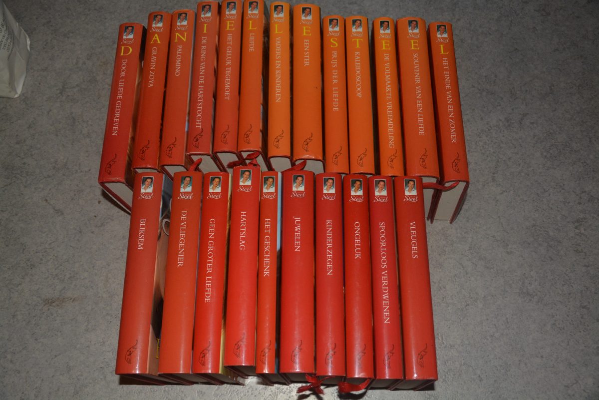 207. pakket boeken Danielle Steel - verzending inbegrepen