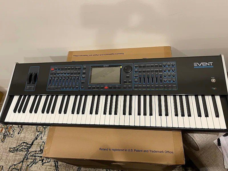 Verkauft Ketron EVENT 61-toetsen /Ketron SD80-chromatisch / Ketron SD60/SD60K, Ketron SD9, Ketron SD7, Ketron SD90 Arranger Module, Nord Electro 6D 61-toetsen