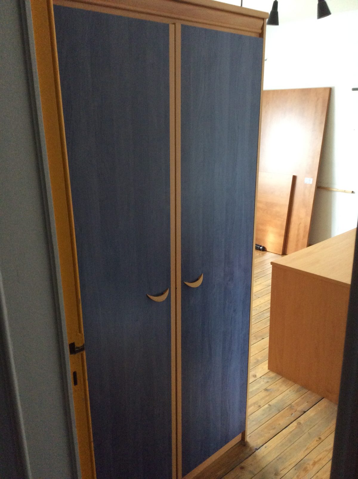 bureau met bijhorend bed