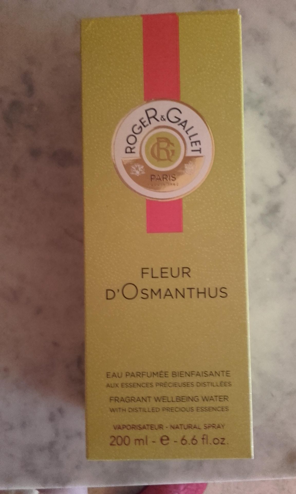 ROGER & GALLET FLEUR D'OSMANTHUS FRAGRANT WELLBEING WATER PULVARISATEUR 200ML.