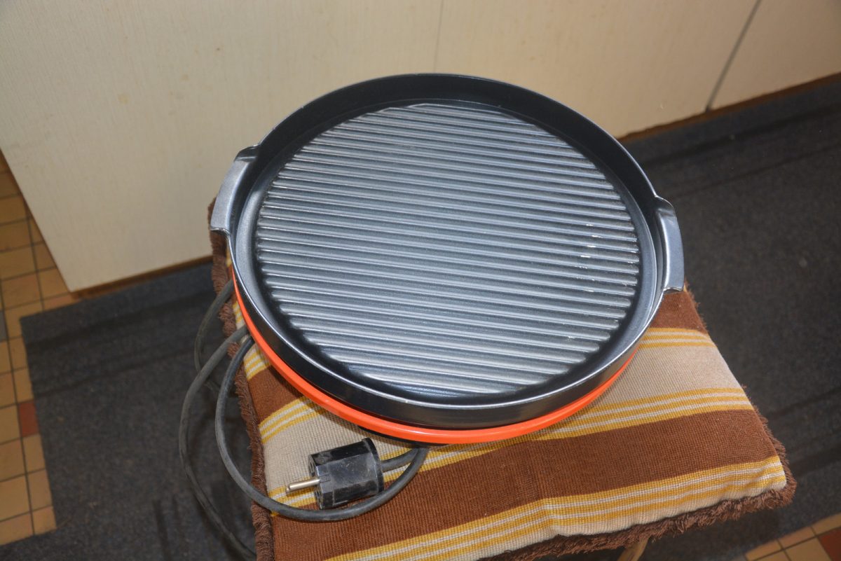 305. elektrische grillplaat