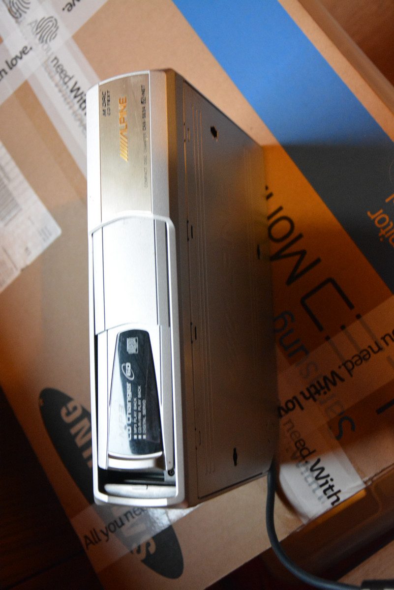 396. MP3 CD Charger Alpine verzending inbegrepen