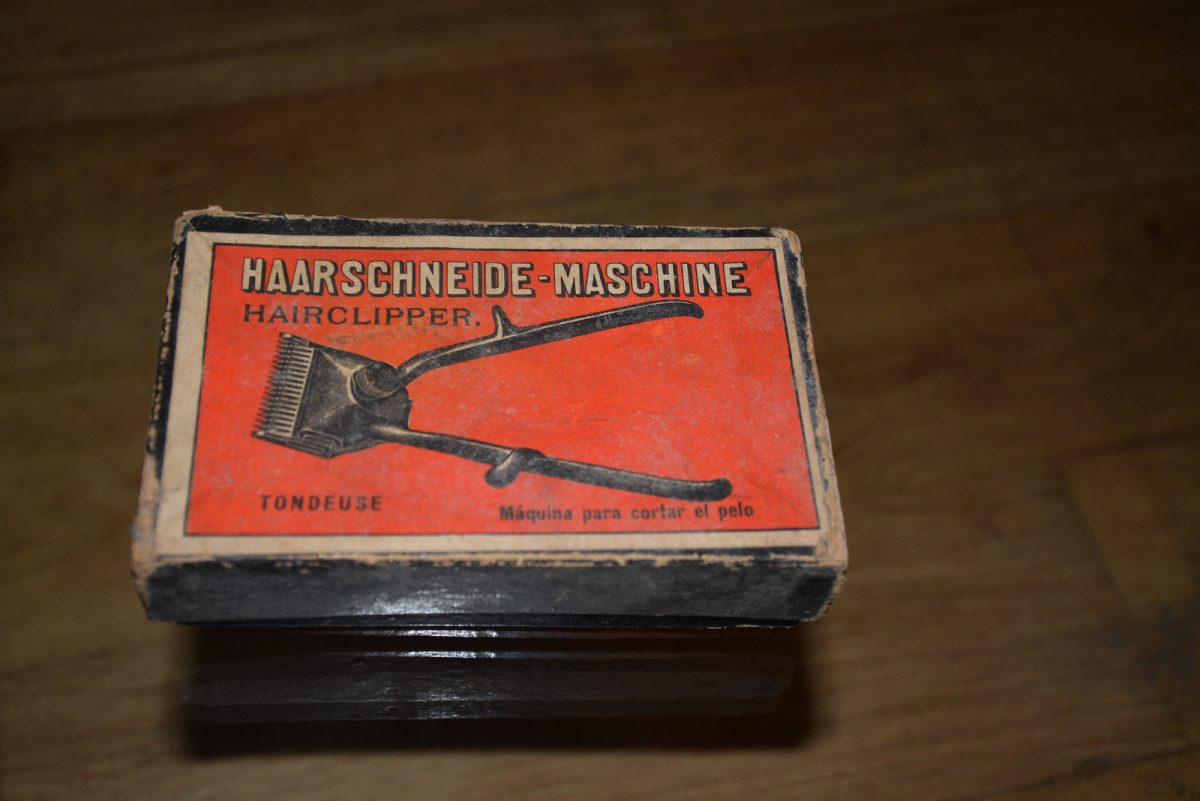 390. oude Haarschneide - hairclipper in originele verpakking, verzending inbegrepen