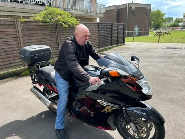 moto cbr blackbird 1100