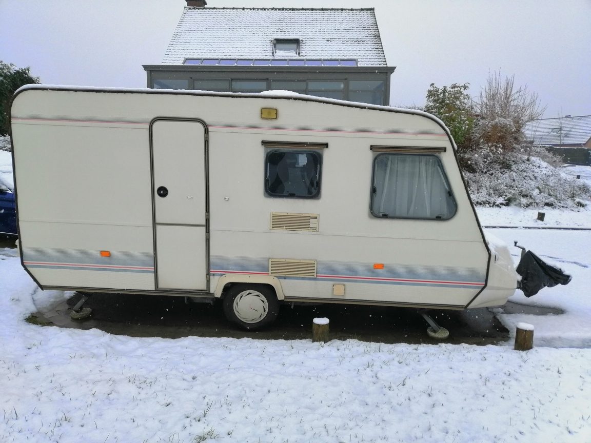 ADRIA 460Q CARAVAN (5-persoons)