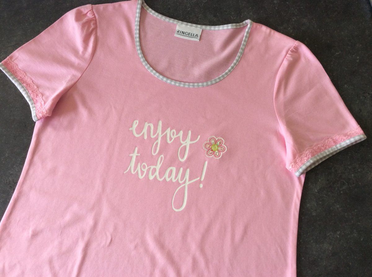 Nieuwe pyjama Ringella