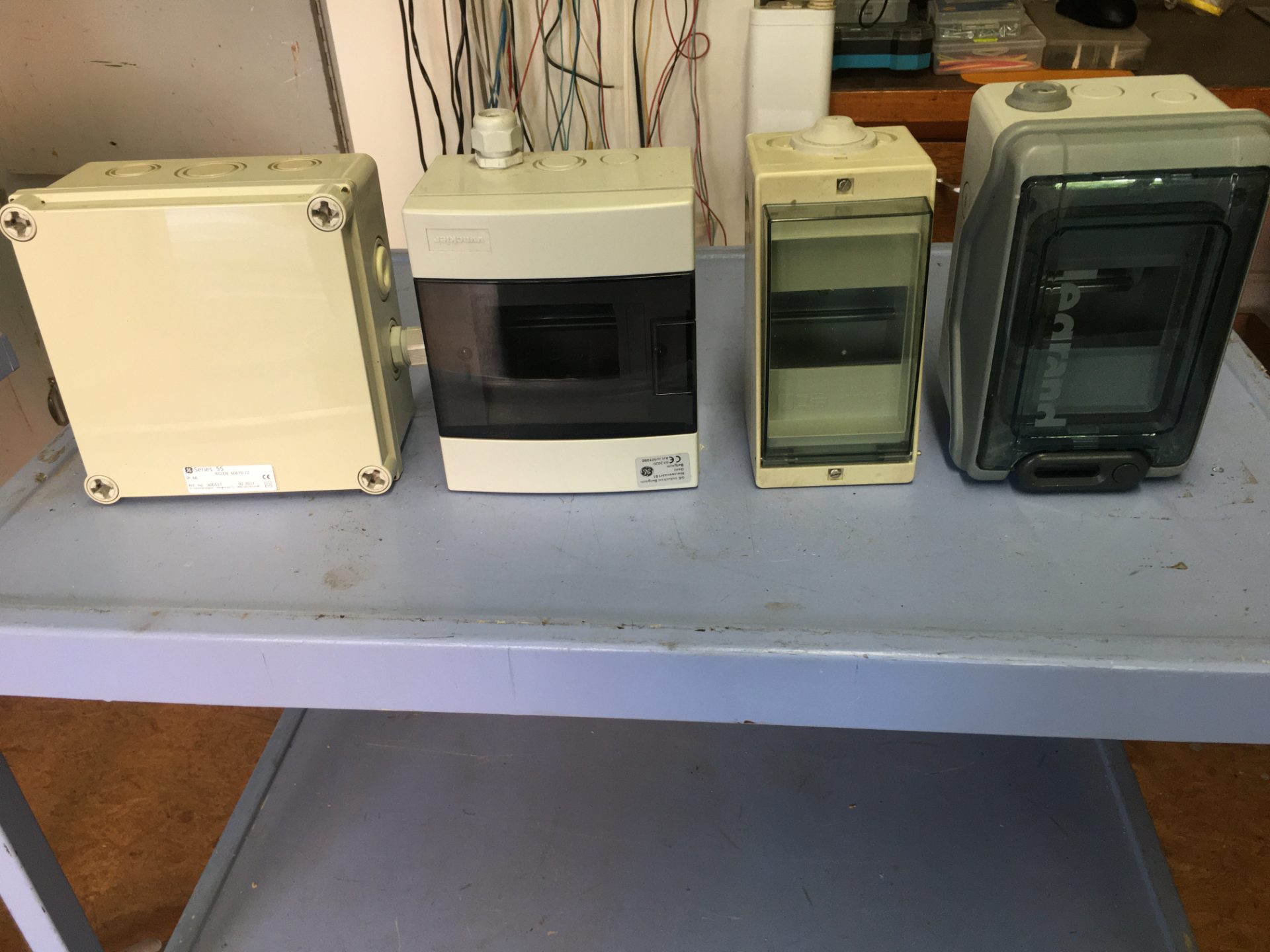 Diverse elektrische aansluitdozen