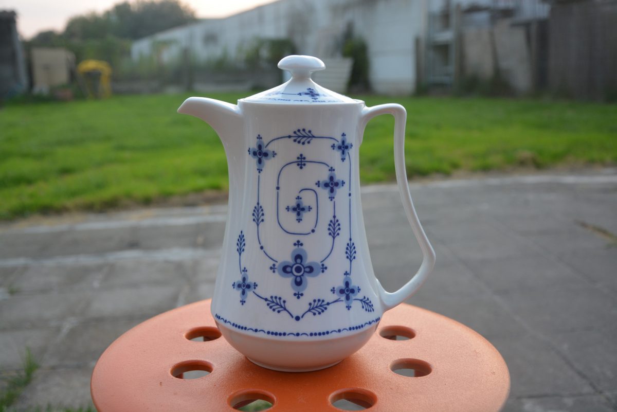212. koffiepot - verzending inbegrepen
