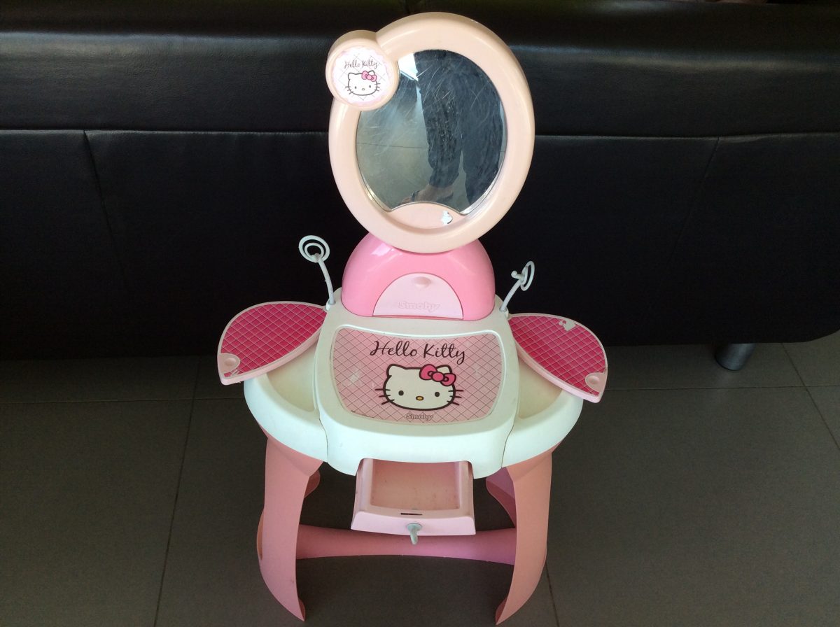 Make - up tafeltje Hello Kitty