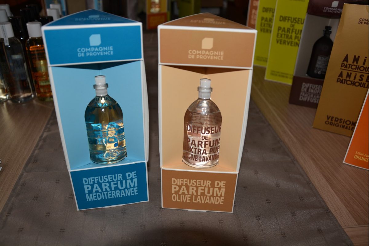 80. parfumverstuivers NIEUW, verzending inbegrepen