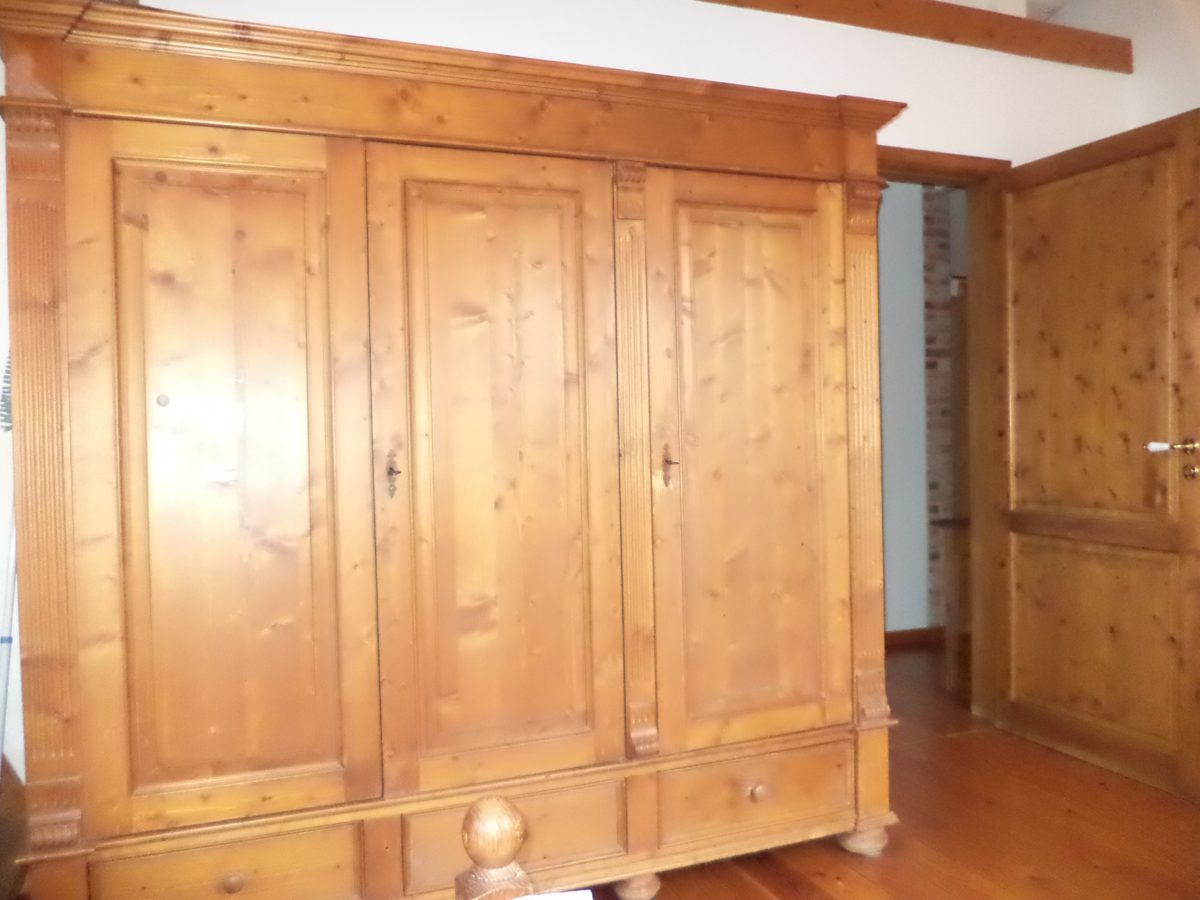 SLAAPKAMER MET KINGSIZE BED