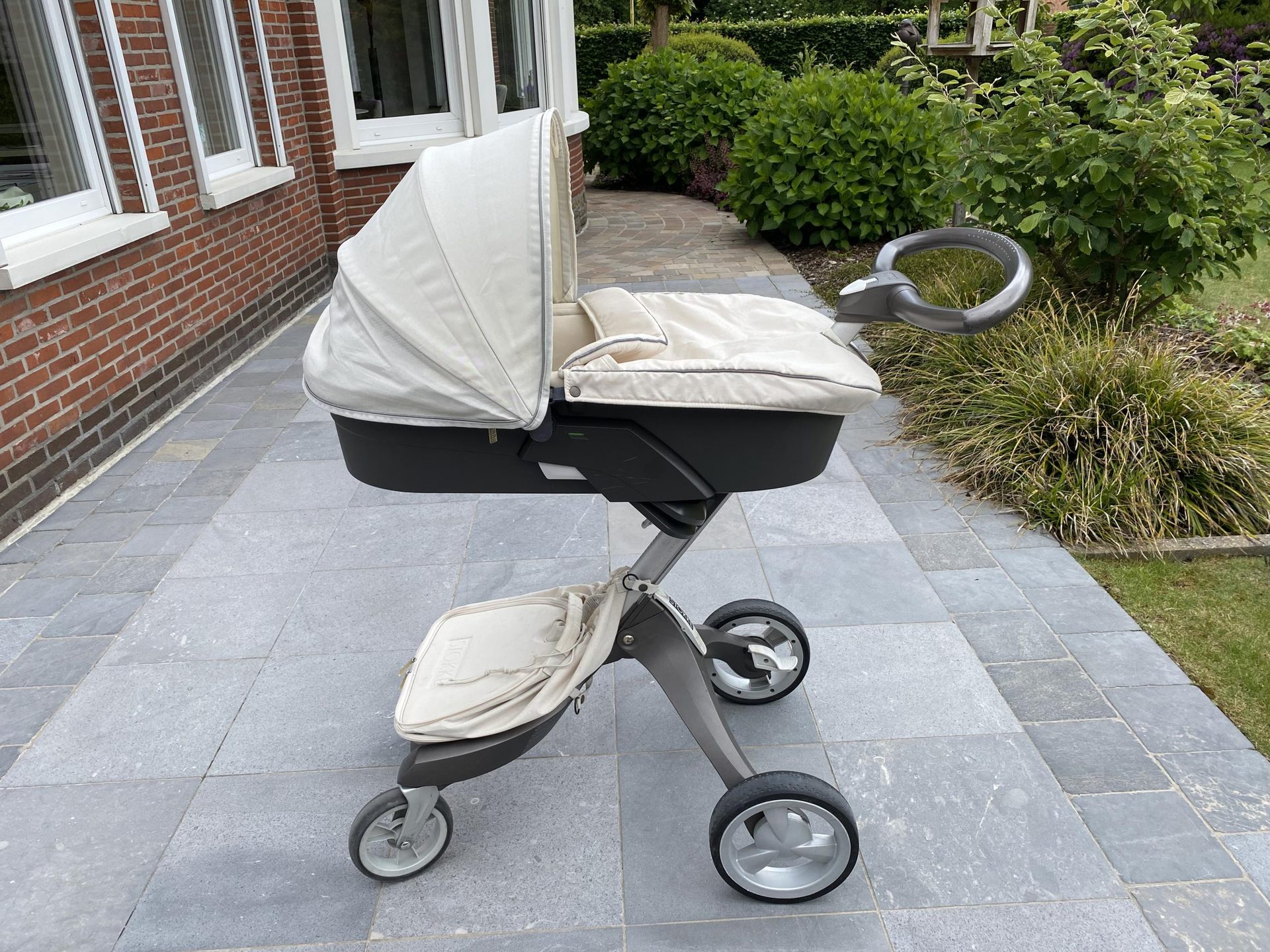 Combinatie kinderwagen en buggy merk Stokke.