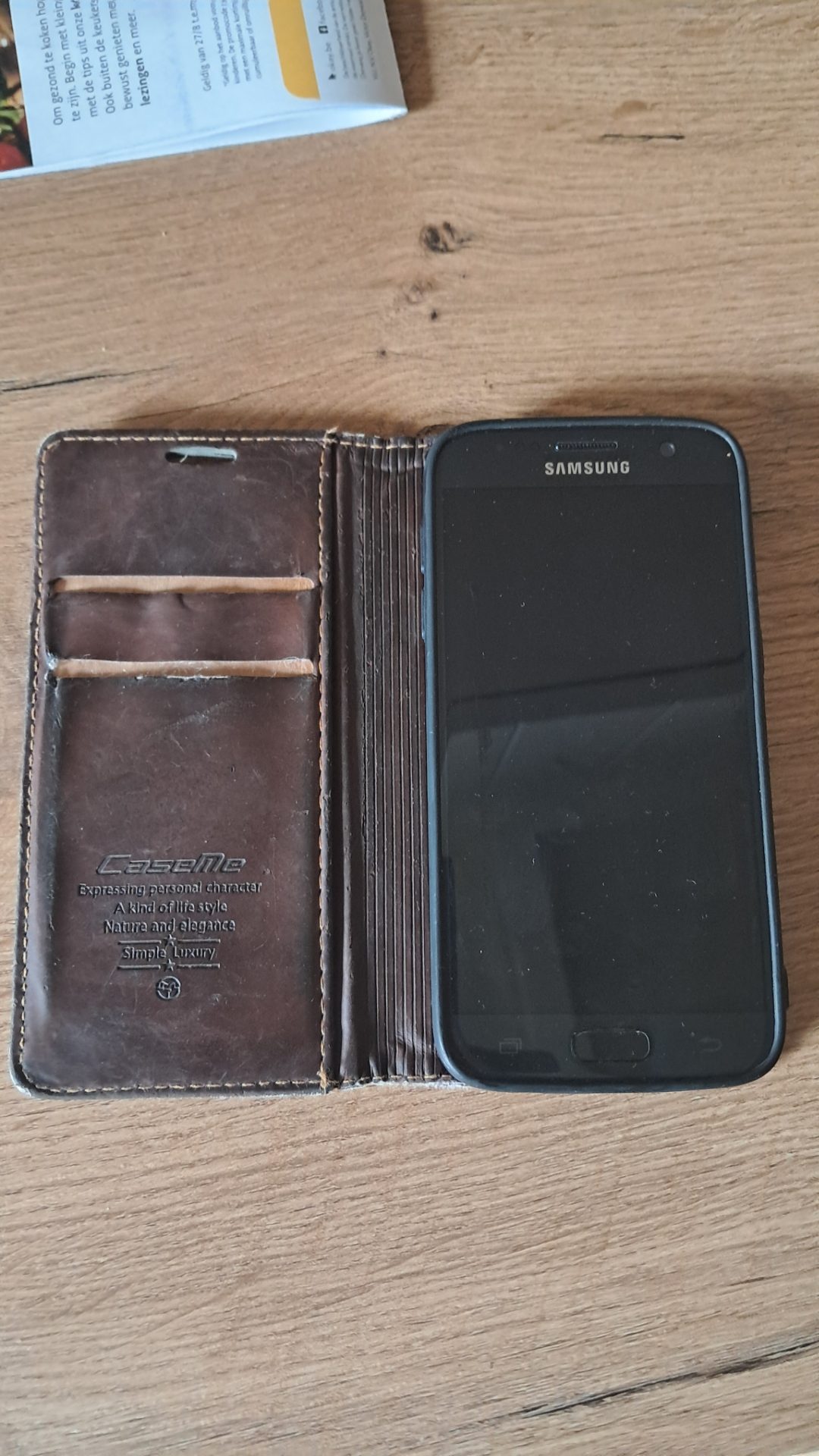 Samsung galaxy s7 smartphone met leren hoesje