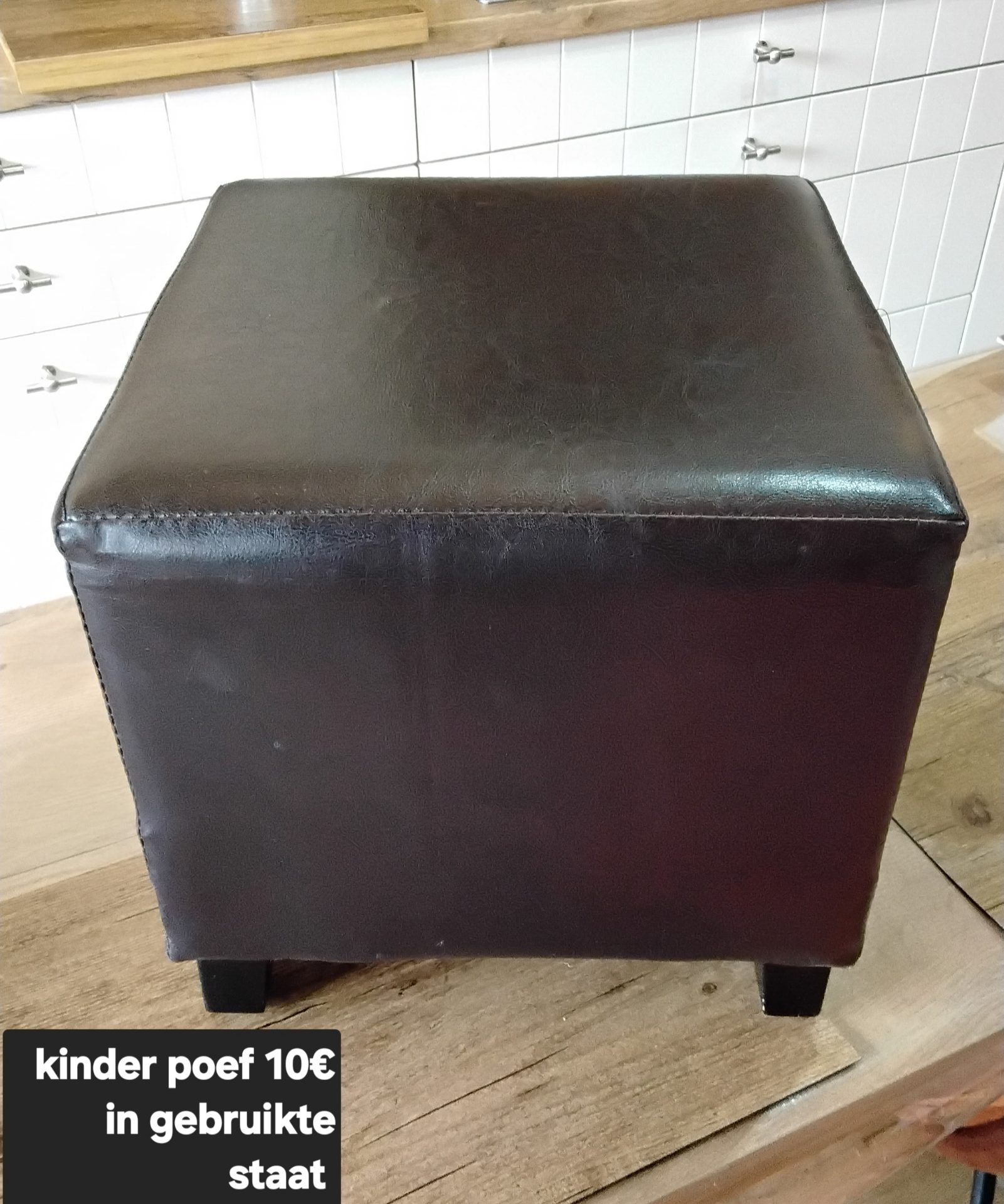 Kinderen poef in gebruikte staat